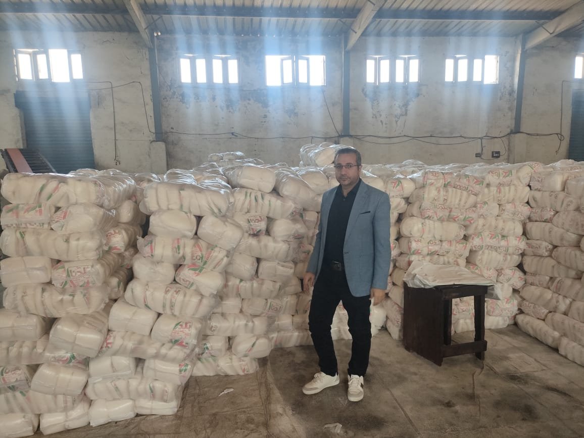  كشف عجز 44 طن سكر بمخزن مضرب في دسوق - صور